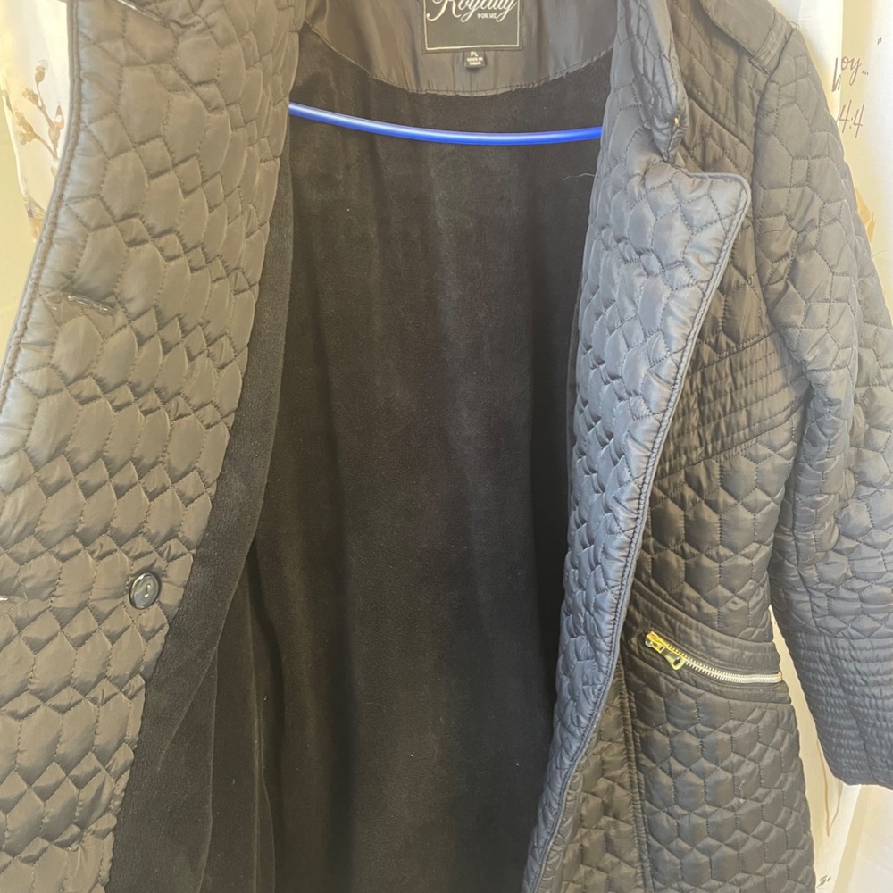 Embroidered Jacket - Picture 2 of 3